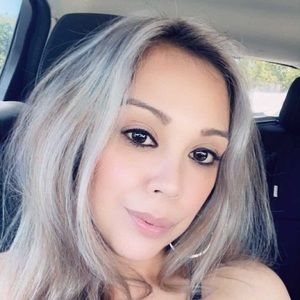 Meet your Posher, Abigail